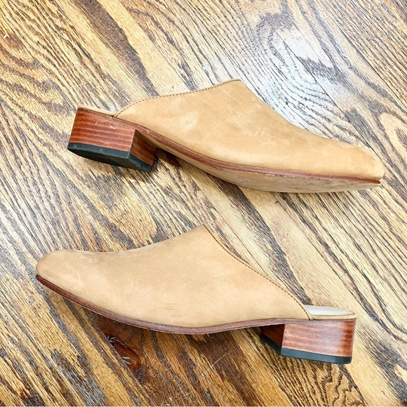 Nisolo Mariella Mules in a neutral beige color - Picture 7 of 9